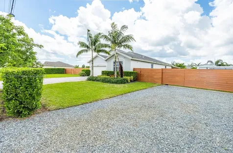 30600 SW 193rd Avenue Homestead FL 33030