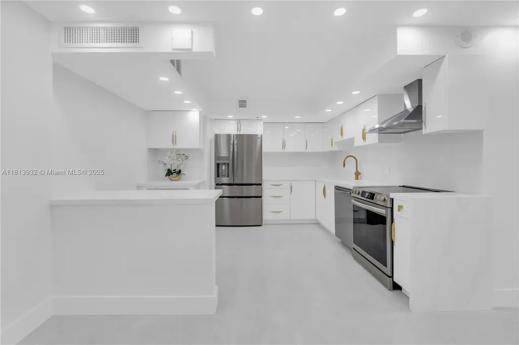 1201 S Ocean Drive Hollywood FL 33019