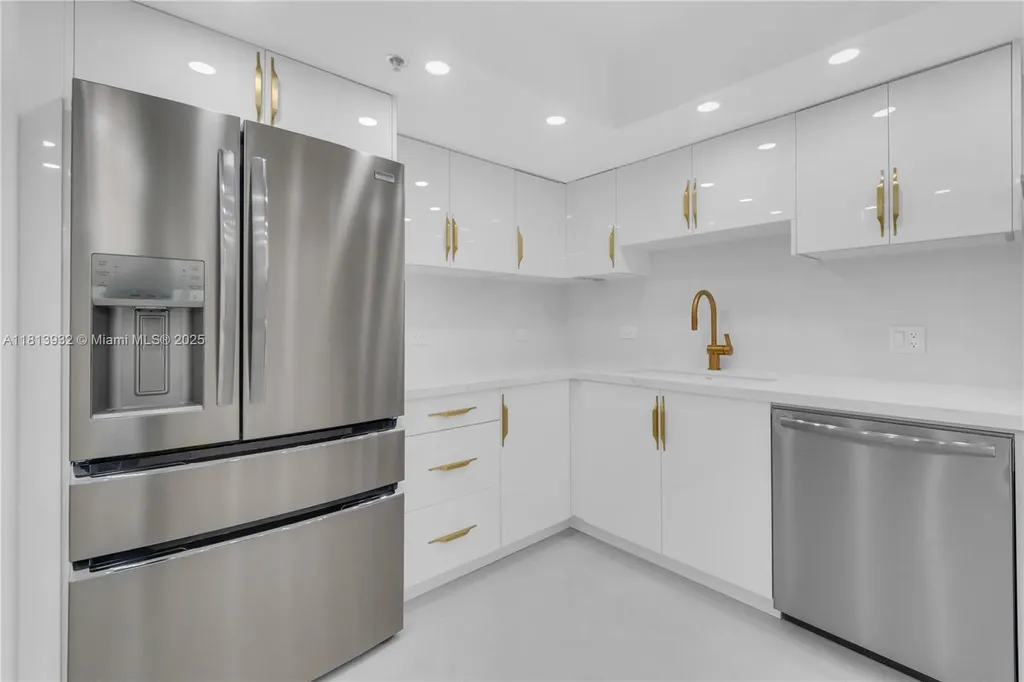 1201 S Ocean Drive Hollywood FL 33019