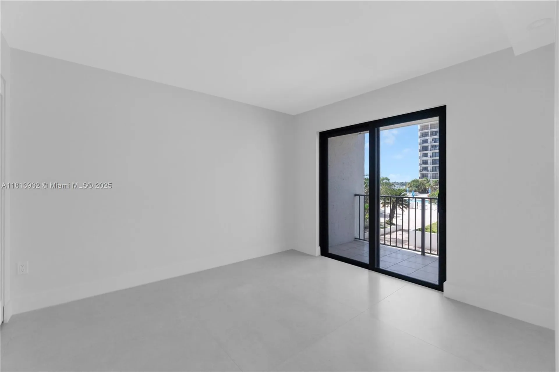 1201 S Ocean Drive Hollywood FL 33019