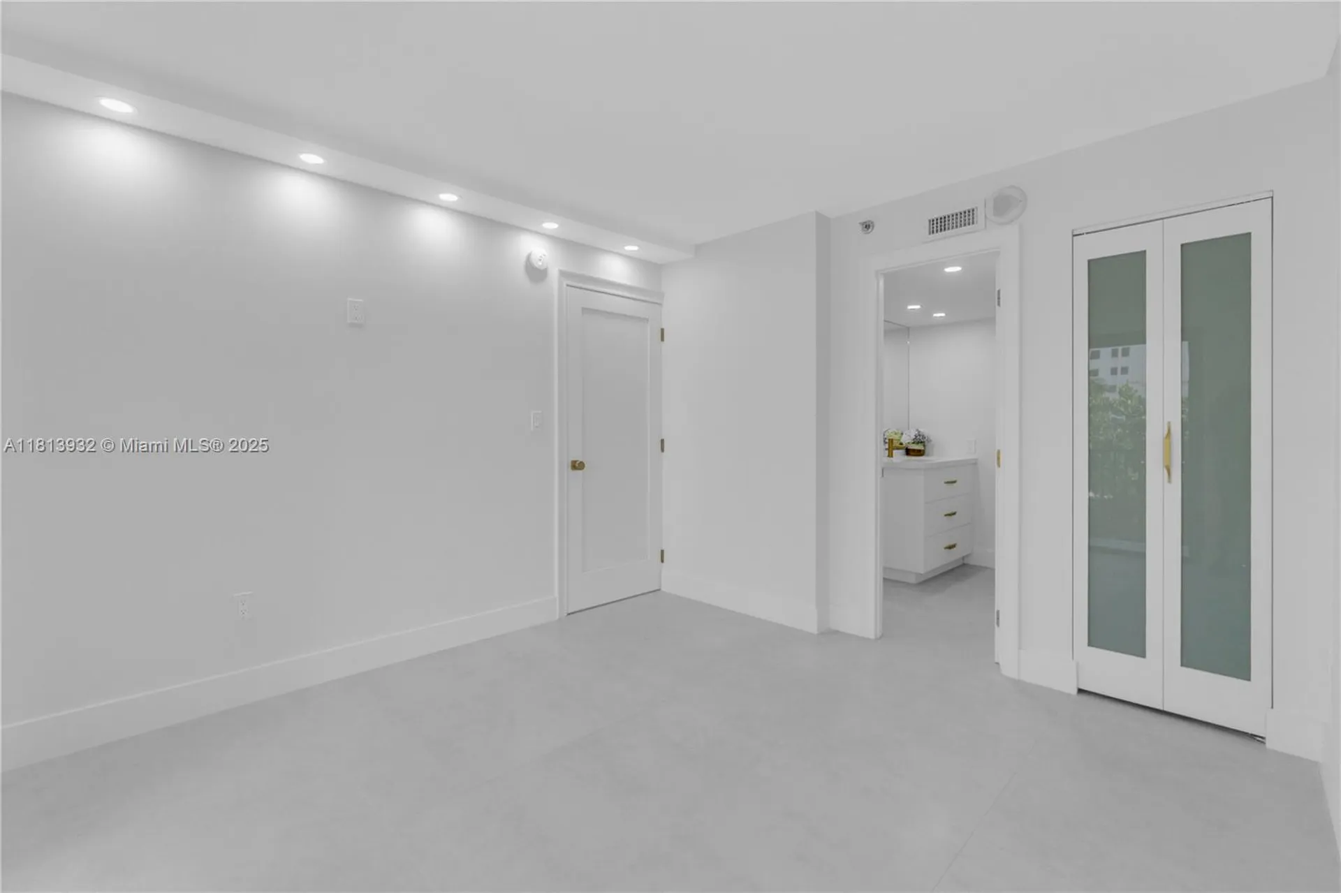 1201 S Ocean Drive Hollywood FL 33019
