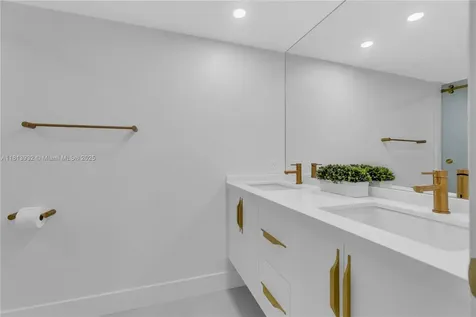 1201 S Ocean Drive Hollywood FL 33019