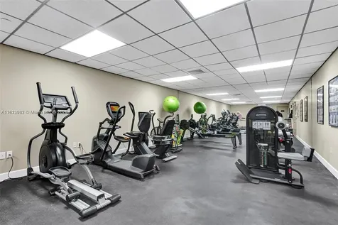 1201 S Ocean Drive Hollywood FL 33019