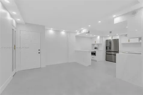 1201 S Ocean Drive Hollywood FL 33019