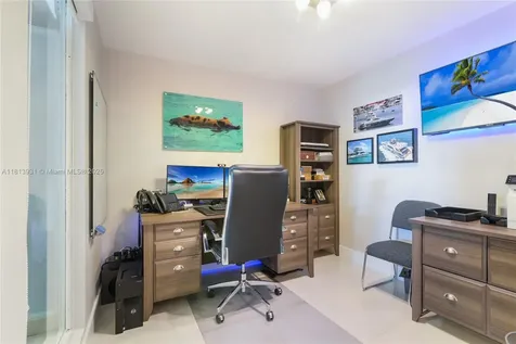 2950 NE 188th Street Aventura FL 33180