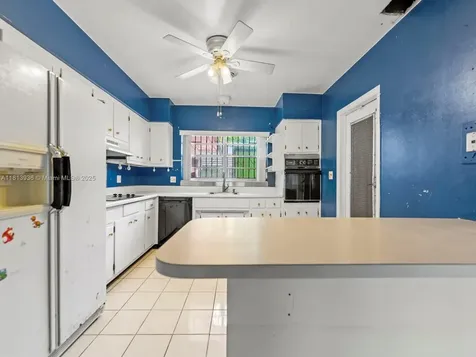12480 Keystone Island Drive North Miami FL 33181