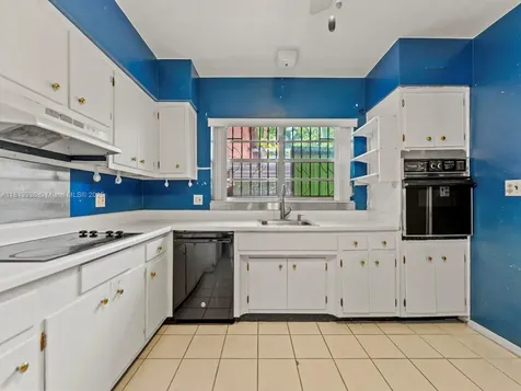 12480 Keystone Island Drive North Miami FL 33181