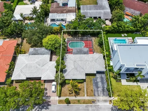 12480 Keystone Island Drive North Miami FL 33181