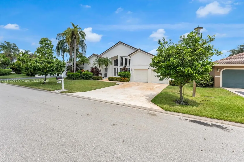 9935 NW 49th Place Coral Springs FL 33076