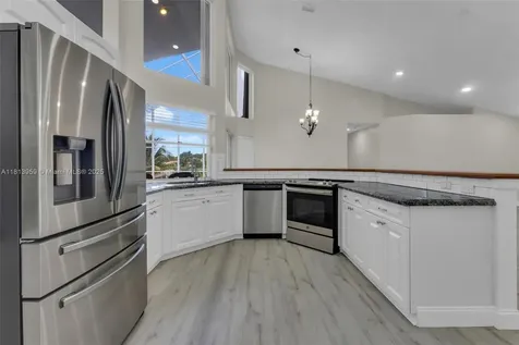 9935 NW 49th Place Coral Springs FL 33076