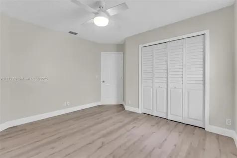 9935 NW 49th Place Coral Springs FL 33076