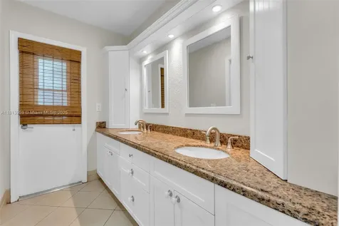 9935 NW 49th Place Coral Springs FL 33076