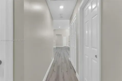 9935 NW 49th Place Coral Springs FL 33076