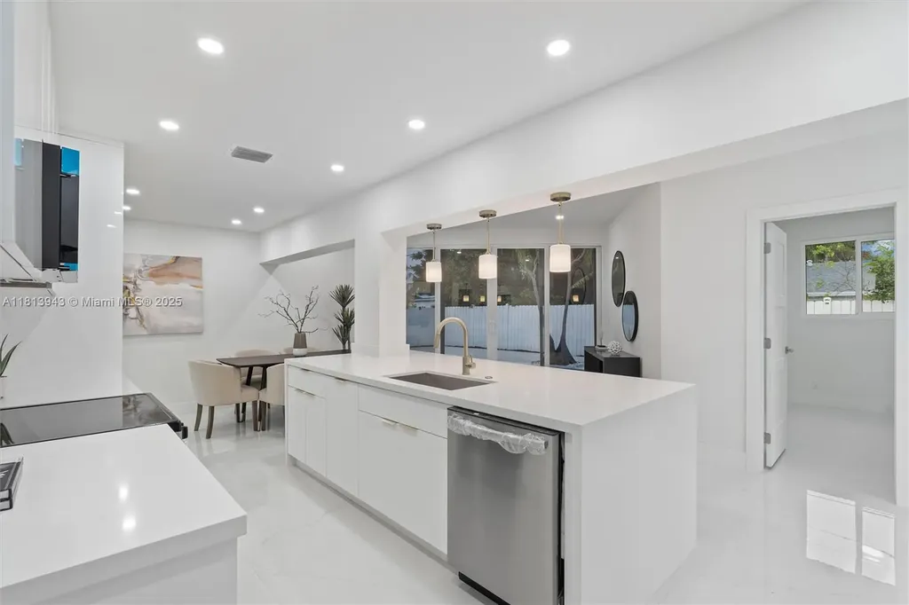 668 Lindell Boulevard Delray Beach FL 33444