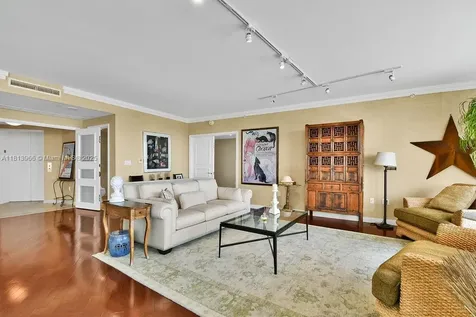 19955 NE 38th Court Aventura FL 33180