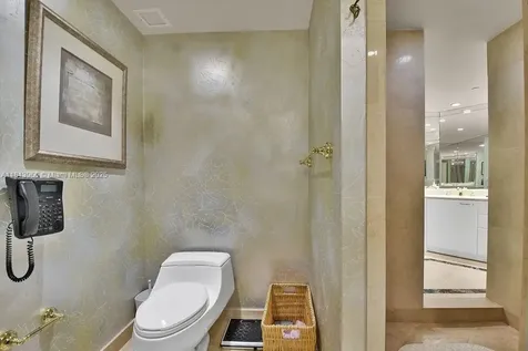 19955 NE 38th Court Aventura FL 33180