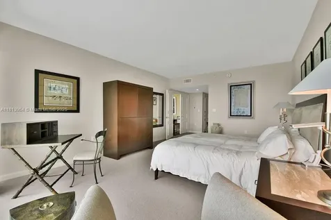 19955 NE 38th Court Aventura FL 33180