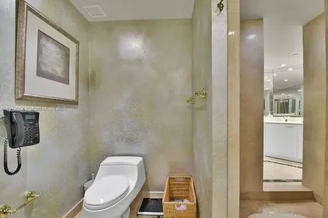 19955 NE 38th Court Aventura FL 33180