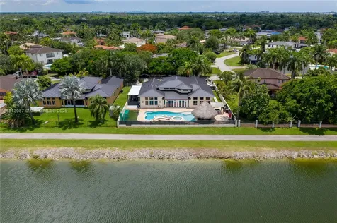 19686 SW 130th Avenue Road Miami FL 33177