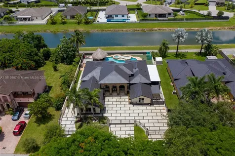 19686 SW 130th Avenue Road Miami FL 33177