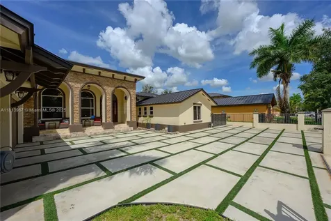 19686 SW 130th Avenue Road Miami FL 33177