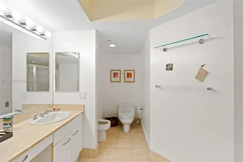 21205 Yacht Club Drive Aventura FL 33180