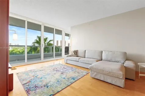 21205 Yacht Club Drive Aventura FL 33180