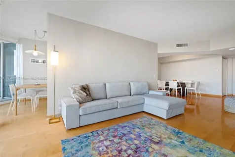 21205 Yacht Club Drive Aventura FL 33180