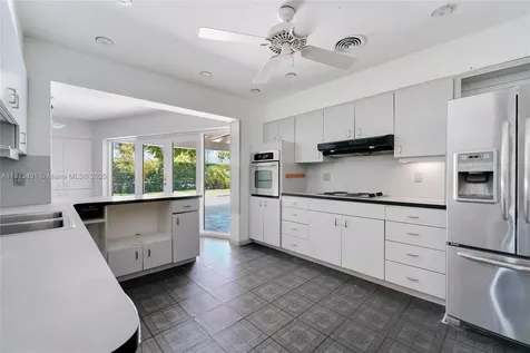 12305 SW 73rd Avenue Pinecrest FL 33156