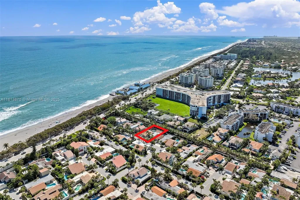 105 Rainbow Fish Circle Jupiter FL 33477