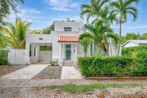 276 NE 90th Street El Portal FL 33138