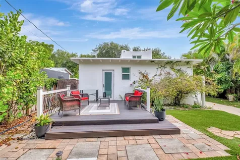 276 NE 90th Street El Portal FL 33138