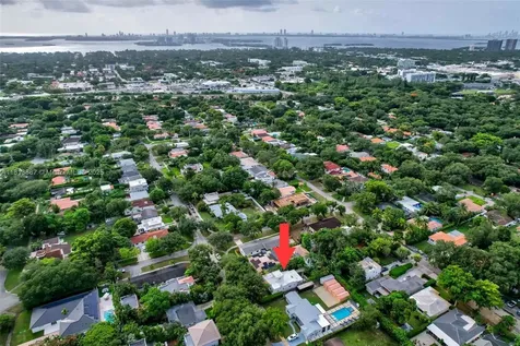 276 NE 90th Street El Portal FL 33138