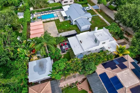 276 NE 90th Street El Portal FL 33138