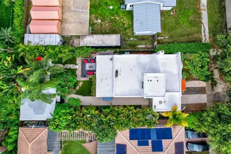276 NE 90th Street El Portal FL 33138