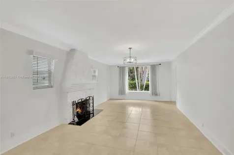 276 NE 90th Street El Portal FL 33138