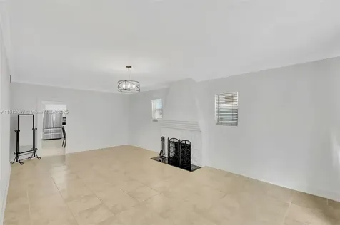 276 NE 90th Street El Portal FL 33138