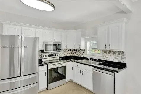 276 NE 90th Street El Portal FL 33138