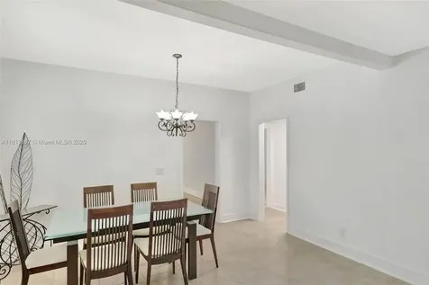 276 NE 90th Street El Portal FL 33138