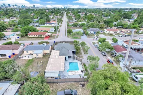 1013 S 24th Avenue Hollywood FL 33020