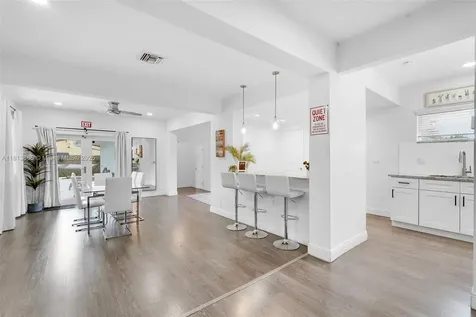 1013 S 24th Avenue Hollywood FL 33020