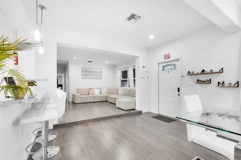 1013 S 24th Avenue Hollywood FL 33020