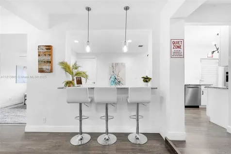 1013 S 24th Avenue Hollywood FL 33020
