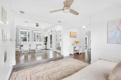 1013 S 24th Avenue Hollywood FL 33020