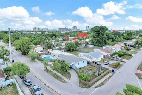 1013 S 24th Avenue Hollywood FL 33020