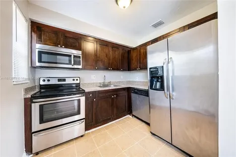 2431 Rodman Street Hollywood FL 33020