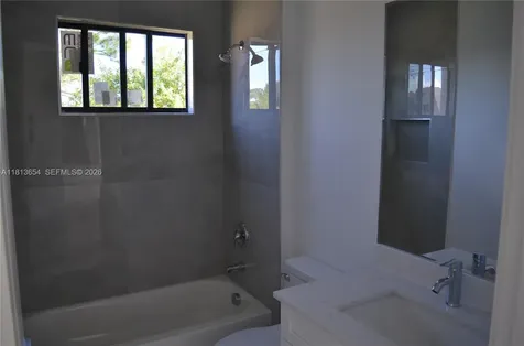 1728 Kismet Parkway W Cape Coral FL 33993