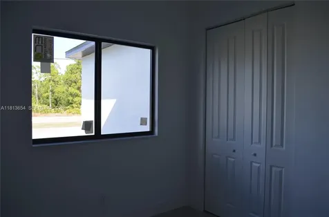 1728 Kismet Parkway W Cape Coral FL 33993
