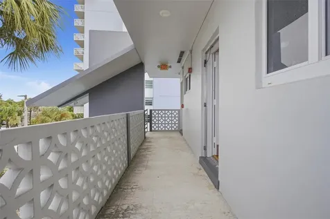 13105 NE Ixora Court North Miami FL 33181