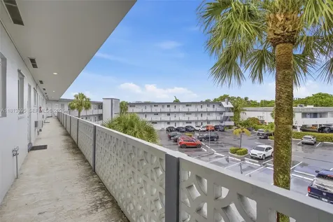 13105 NE Ixora Court North Miami FL 33181